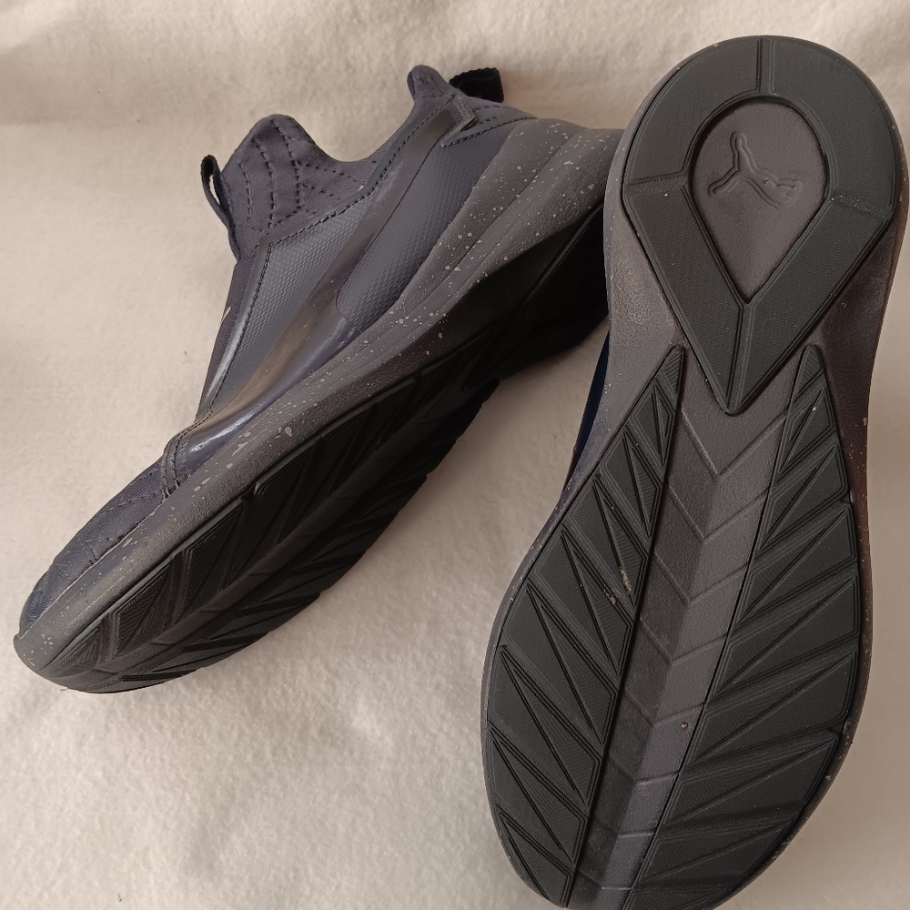 Shoes - Picture 11 of 12